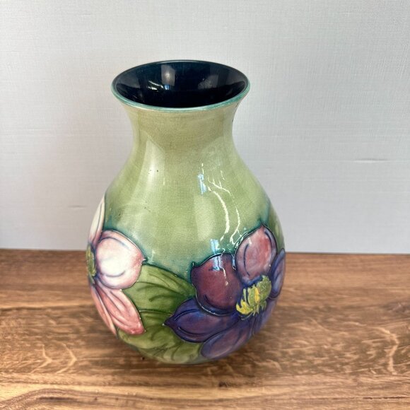 Vintage William Moorcroft Vase Clematis Made in England 9.75" Tall - Picture 8 of 12